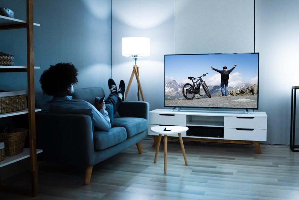 Examining the Intersection of Virtual Worlds and Media Consumption with IPTV and the Metaverse
